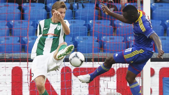 Jacques Zoua s'est fait l'auteur d'un doublé pour assurer la qualification du FC Bâle. [Reuters - Michael Buholzer]