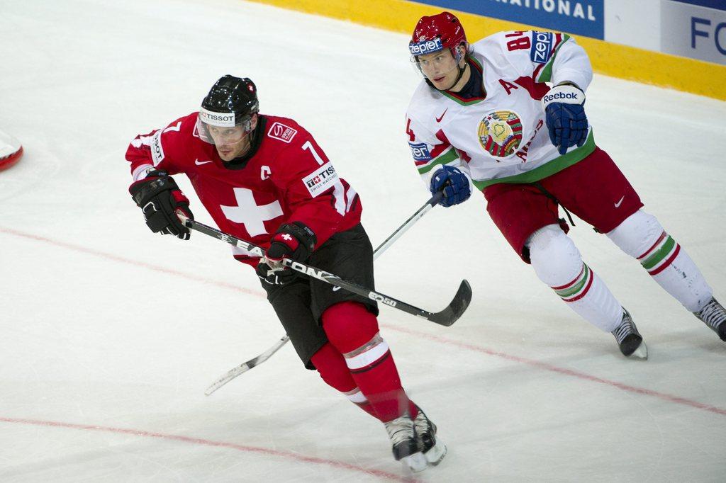 Le Biélorusse Grabovski est la star de son équipe. Il croisera sa canne avec celle de Mark Streit à Arosa. [KEYSTONE - MARKKU OJALA]