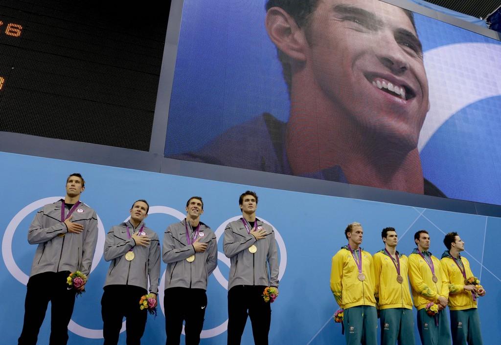 Michael Phelps s'est offert une ultime fois les honneurs de la cérémonie protocolaire. [Michael Sohn]