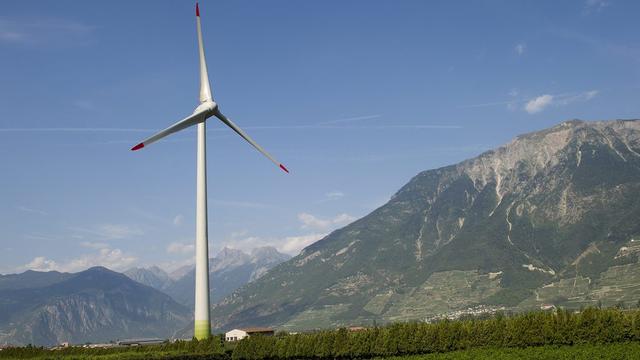 L'éolienne Adonis mesure 150 mètres de haut au sommet des pales [Jean-Christophe Bott]