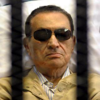 Hosni Moubarak avait assisté à son procès sur une civière. [EPA]