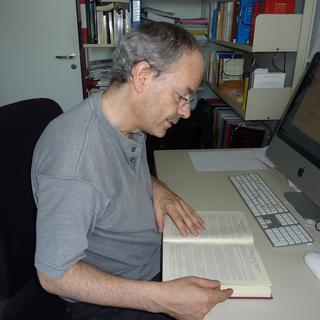 Sébastien Guex, historien, spécialiste de l’histoire du franc suisse. [Esther Coquoz]