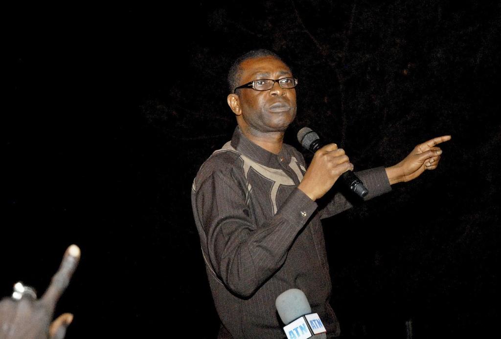 Youssou Ndour  a appelé la communauté internationale a exprimer son désaccord face aux "coup d'Etat institutionnel" du président Wade. [EPA/ALIOU MBAYE]