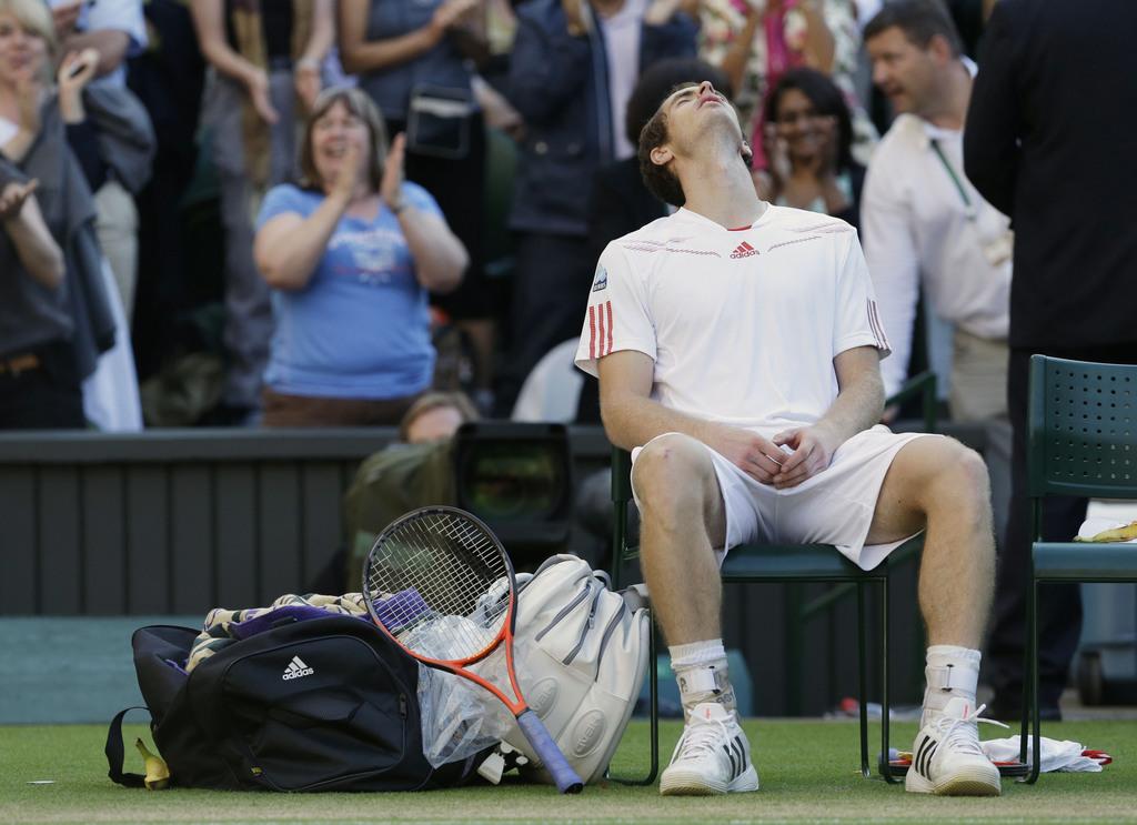 Andy Murray peine à y croire. Il jouera dimanche pour succéder à Fred Perry. [Keystone - Anja Niedringhaus]