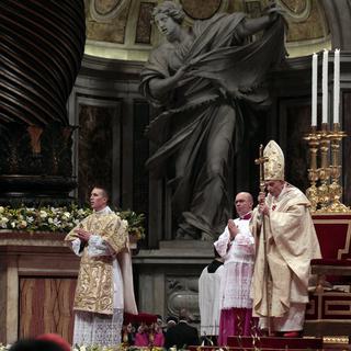 A Rome, Benoît XVI a célébré la 8e messe de Noël de son pontificat à la basilique Saint-Pierre. [AP Gregorio Borgia]