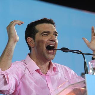 Le Financial Times explique que le dirigeant de la gauche radicale grecque Alexis Tsipras n'est rien d'autre qu'un démagogue. [AFP - Sakis Mitrolidis]
