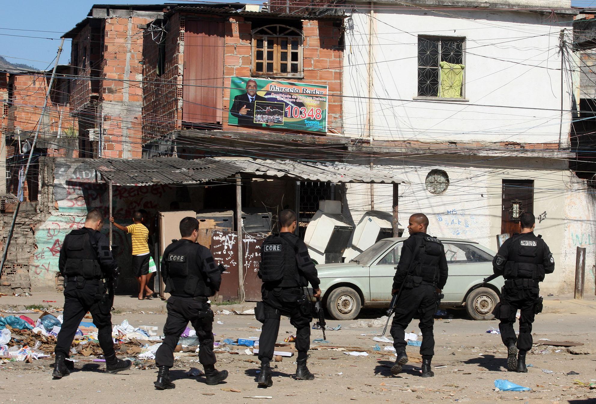 La police de Rio tente de reprendre le contrôle des favelas les unes après les autres. [Tasso Marcelo]
