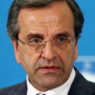 Le premier ministre grec Antonis Samaras a subi samedi une opération de l'oeil et a annoncé qu'il ne pourra pas représenter au plus haut niveau la Grèce au Sommet européen des 28 et 29 juin. [Panagiotis Tzamaros]