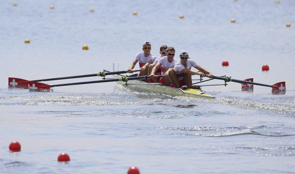 L'équipe suisse du quatre poids léger sans barreur est passée facilement en demi-finales. [Keystone - NIC BOTHMA]