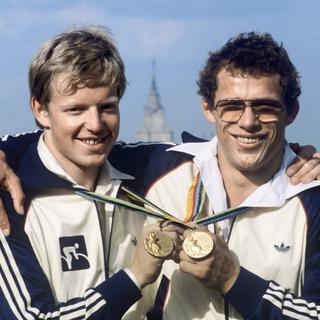 Moscou 1980: les Suisses Robert Dill-Bundi (poursuite cycliste) et Jürg Röhtlisberger (judo) décrochent l'or.