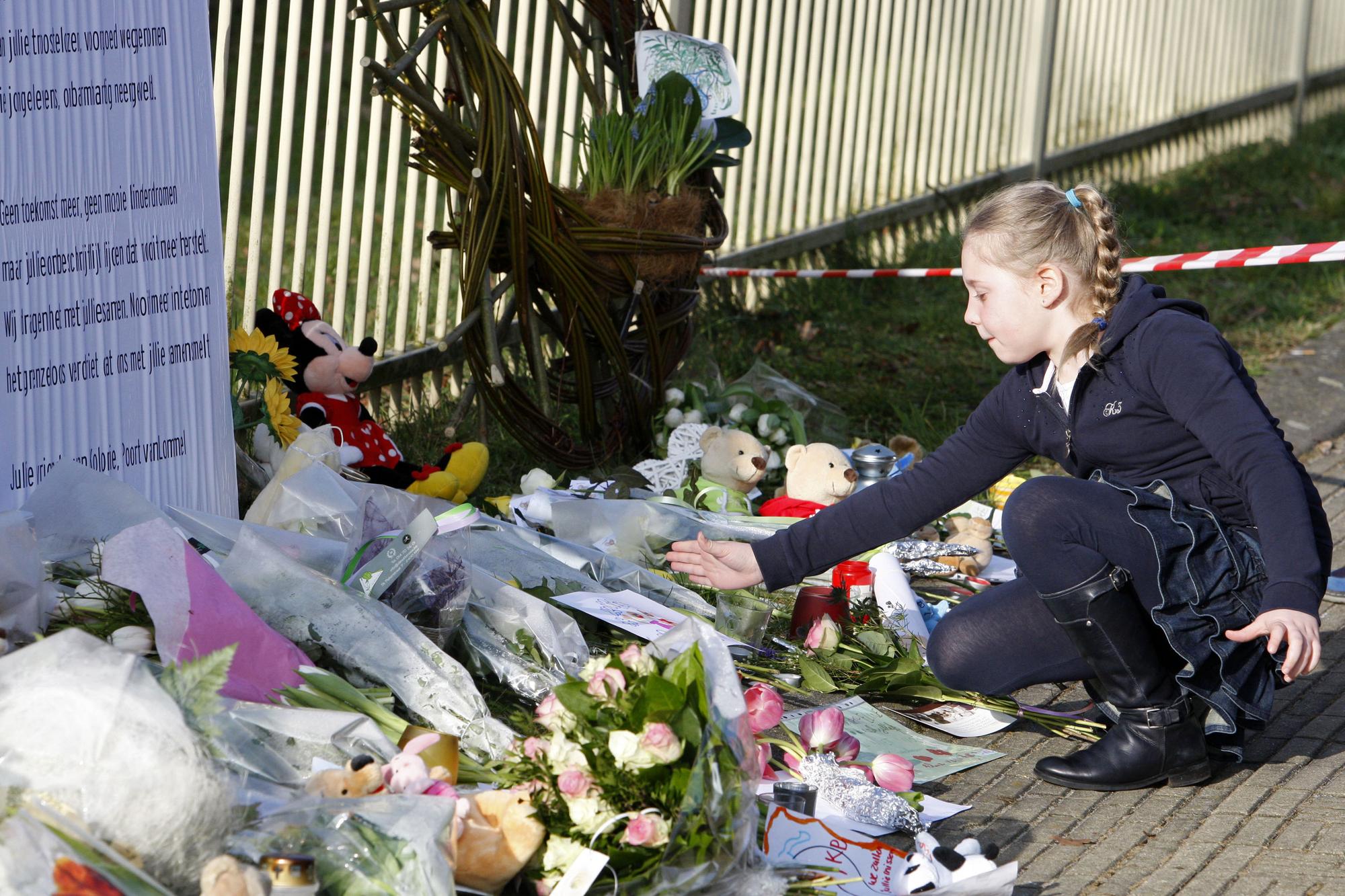 Vendredi, les Belges observeront une minute de silence en hommage aux 28 victimes. [REUTERS - STRINGER Belgium]