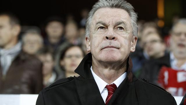 Ottmar Hitzfeld a décidé de s'expliquer devant la presse. [KEYSTONE - PETER KLAUNZER]