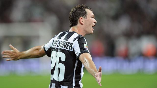 Pilier de la défense turinoise, Lichtsteiner espère bien faire trébucher le champion en titre. [ALESSANDRO DI MARCO]