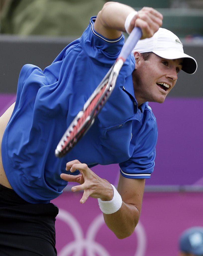 Federer devra trouver la parade pour contrer la machine à ace John Isner. [KEYSTONE - Elise Amendola]