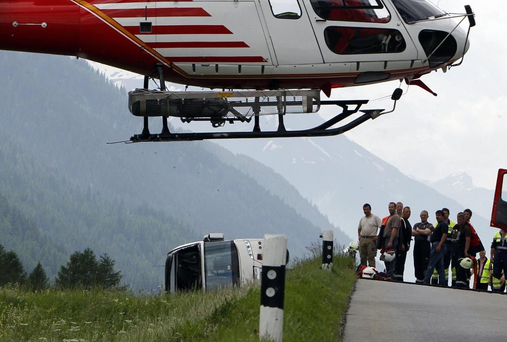 En 2010, deux retraités canadien sont morts dans un accident de car près de Reckingen, dans le canton du Valais.