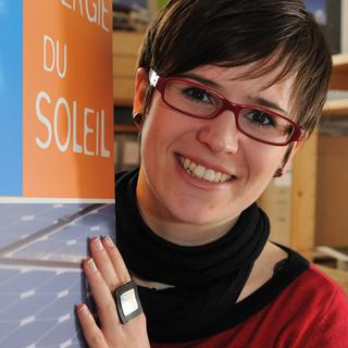 Tess Sapin, responsable marketing et communication pour Swissolar, l'association suisse des professionnels de l'énergie solaire.