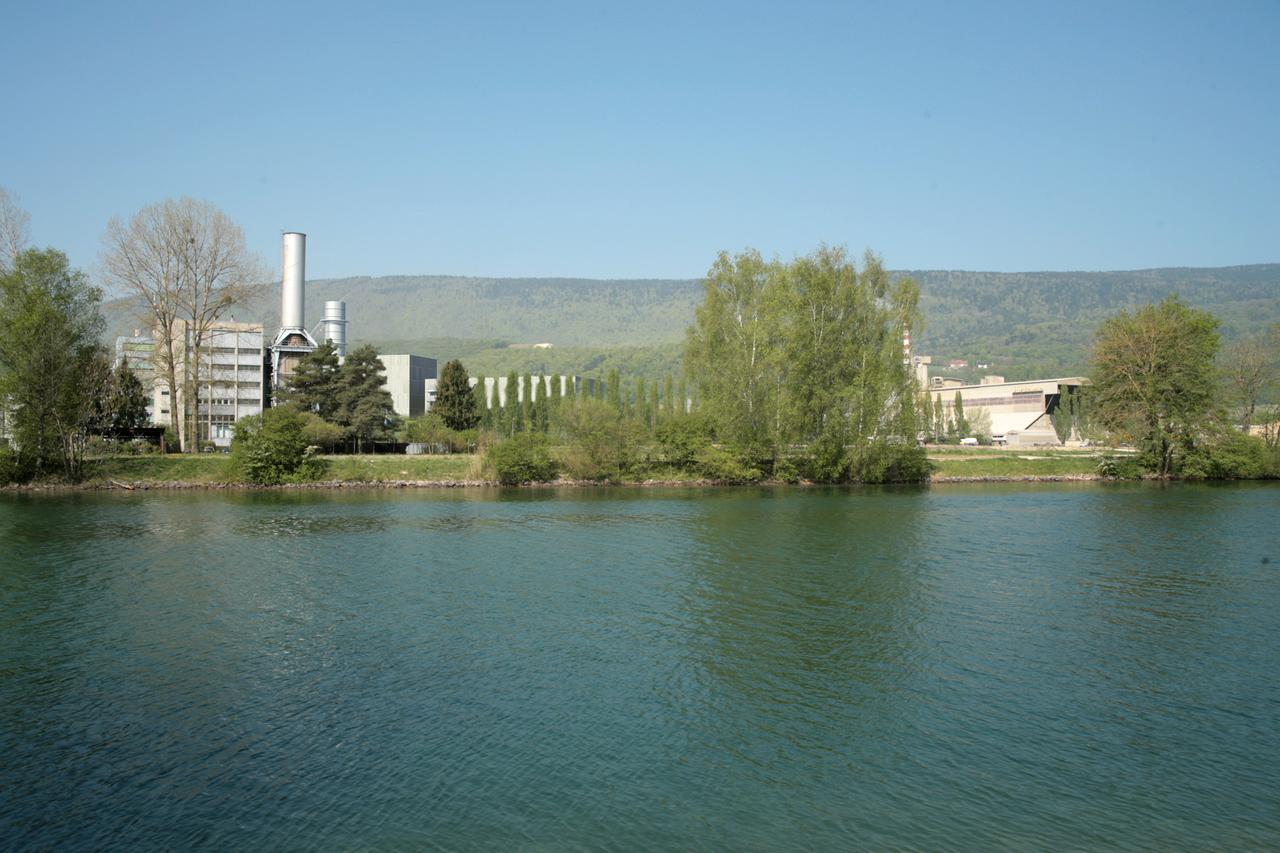 La centrale à gaz de Cornaux en images de synthèse vue depuis la Thielle. [Groupe E]