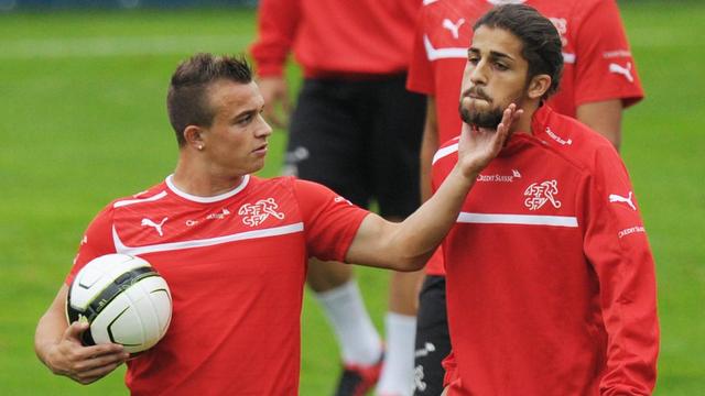 Shaqiri et Rodriguez seront titulaires pour les débuts de l'équipe de Suisse dans ces qualifications. [STEFFEN SCHMIDT]