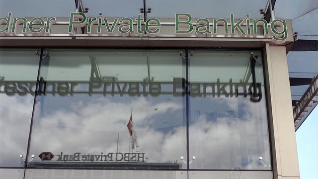 A Genève, de nombreuses personnes sont employées dans les banques. [Martin Ruetschi]