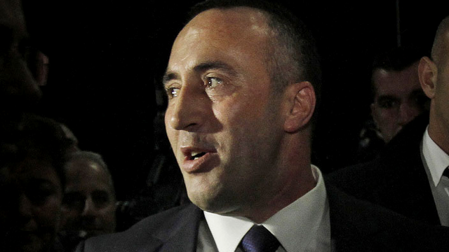 Ramush Haradinaj à son retour à Pristina, jeudi 29.11.2012. [Visar Kryeziu]