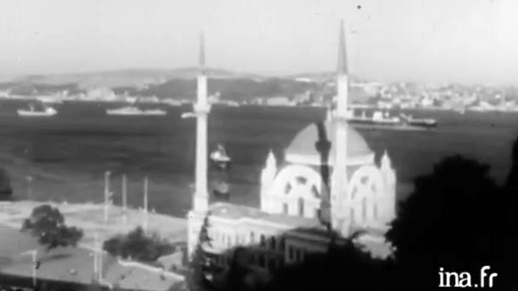 De Constantinople à Istanbul [INA]
