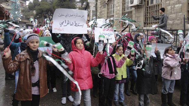 Les manifestations continuent vendredi 13 janvier 2012, à Zabadani près de Damas.