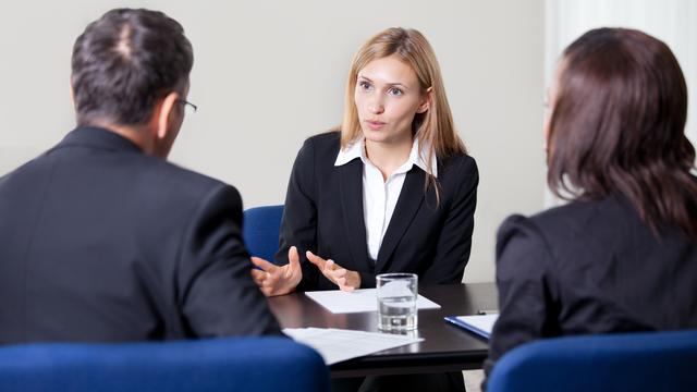 L'idée de favoriser l'accession des femmes à des postes stratégiques fait débat.