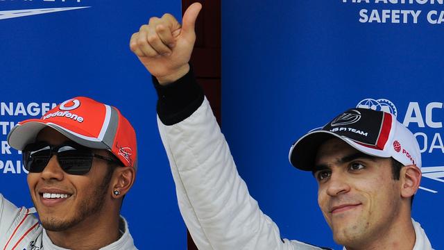 Lewis Hamilton cède sa pole position au surprenant Pastor Maldonado. [Alvaro Barrientos]