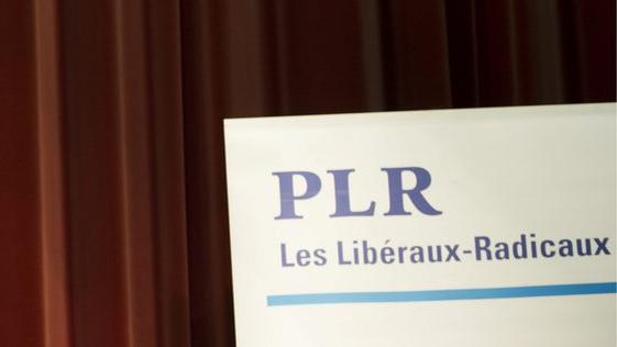 Réunis jeudi soir à Marin, les délégués du PLR neuchâtelois ont discuté de stratégie. [Yannick Bailly]