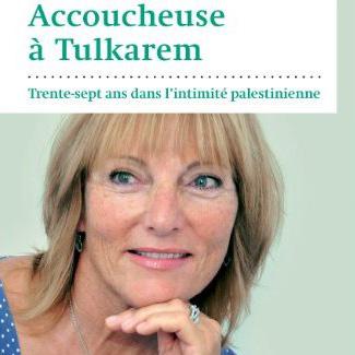 Arlette Monnard-Elhajhasan en couverture de son livre, "Accoucheuse à Tulkarem". [Labor et Fides]