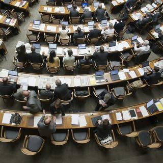 Noyé par les propositions de groupes d'intérêt, le Conseil des Etats a renvoyé le débat sur le "swiss made". [Lukas Lehmann]