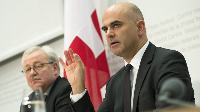 Alain Berset a réagi avec humour à la mauvaise humeur "bruyante" des délégués d'Unia, affirmant que "le message [était] passé". [PETER SCHNEIDER]