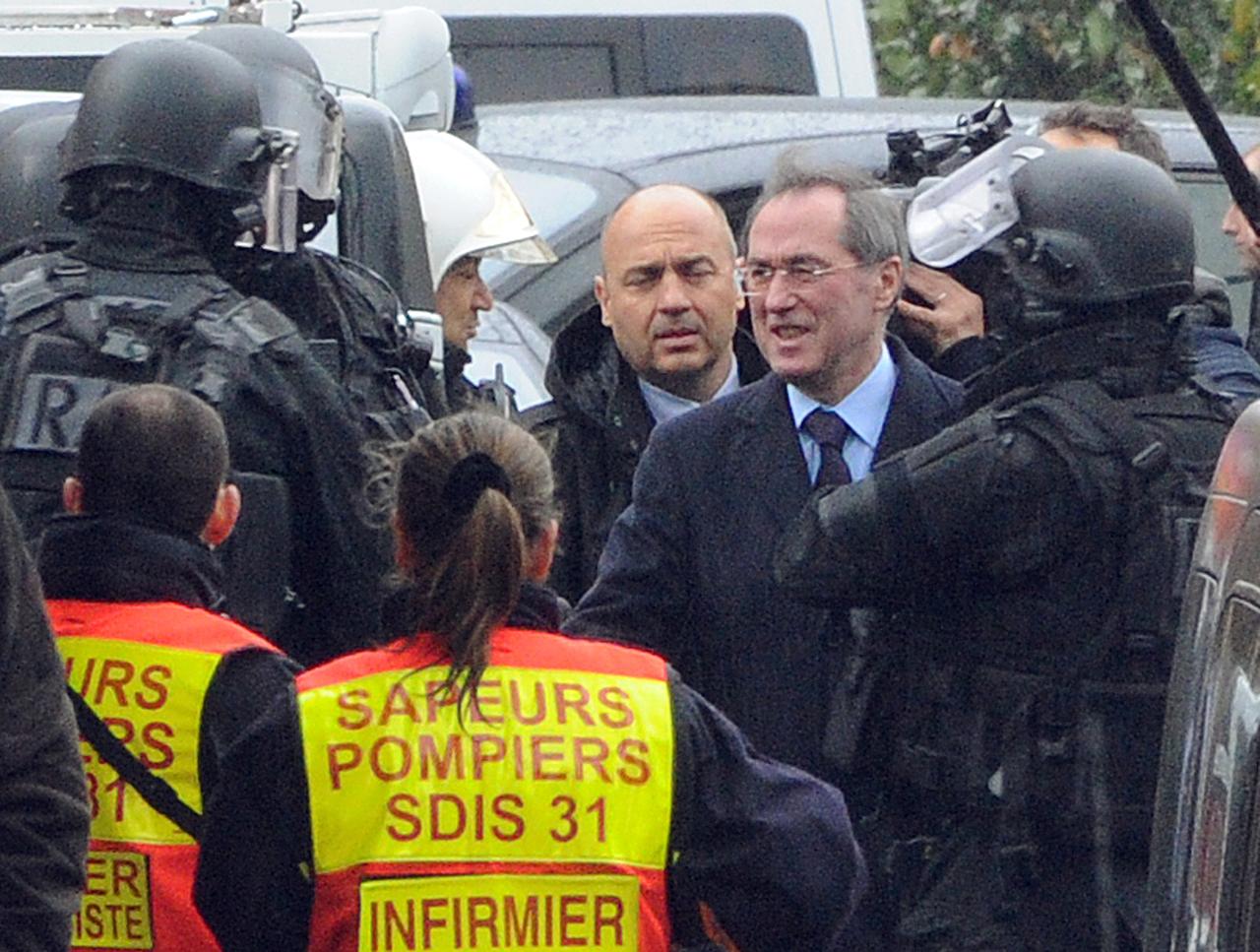 Claude Guéant est arrivé sur place jeudi matin. [AFP - PASCAL GUYOT]