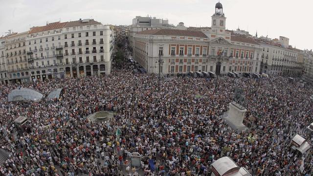 Puerta del Sol, indignés [Alberto Martin]