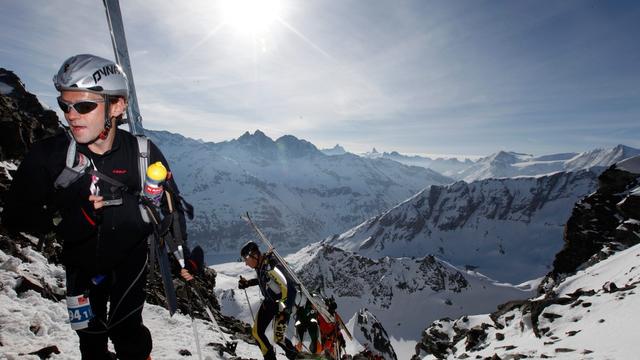 Des participants à la Patrouille des Glaciers, en 2010. [Jean-Christophe Bott]