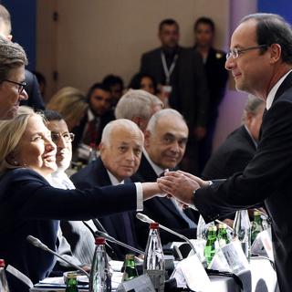 La conférence des Amis de la Syrie à Paris, avec Hillary Clinton et François Hollande.