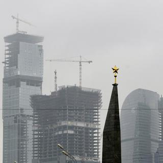 Moscou est une mégalopole en plein chantier. [Alexander Zemlianichenko]