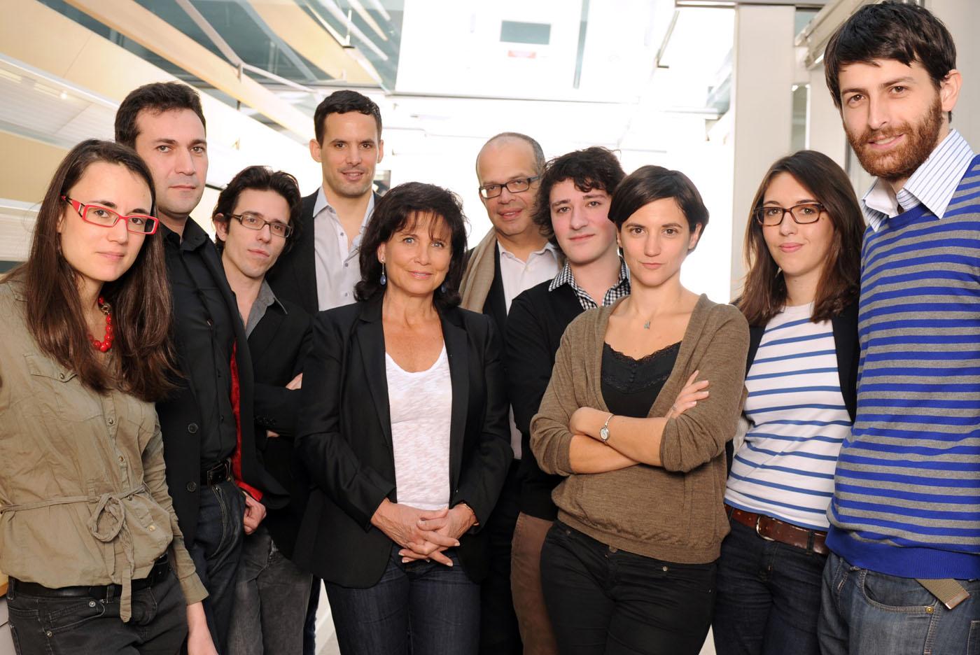 Anne Sinclair et l'équipe française du Huffington Post [Miguel Medina]