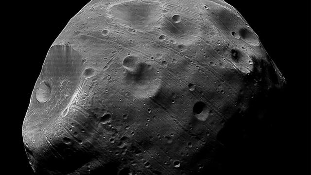 Phobos, satellite de mars. [esa]