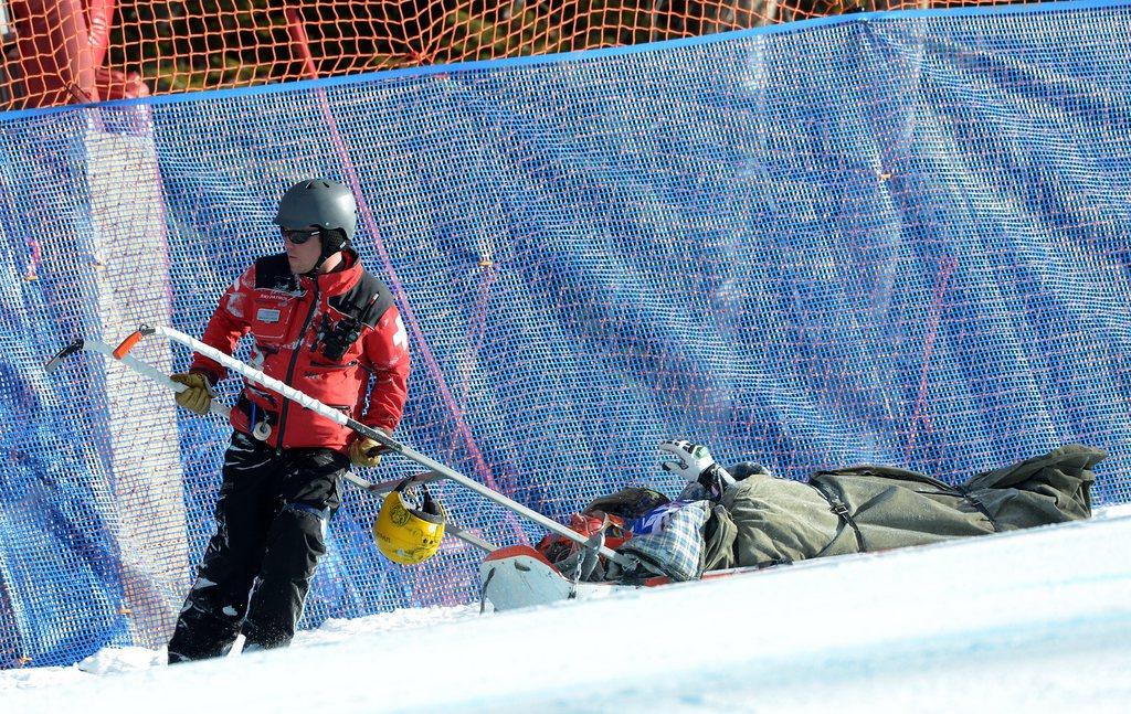 La course s'est terminée en civière pour Max Franz... [KEYSTONE - JUSTIN LANE]