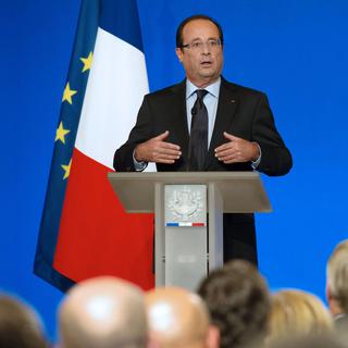 François Hollande s'exprime devant les ambassadeurs à Paris, le 27 août 2012. [Bertand Langlois]