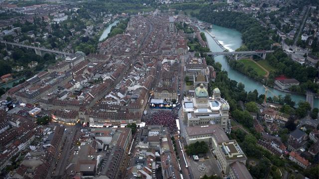 La rue a été bouclée entre deux heures et sept heures du matin pour l'enquête. [Alessandro della Valle]