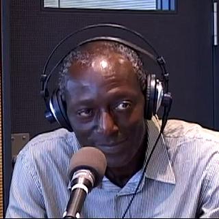 Boubacar Samb dans les studios d'Espace 2 en 2011.