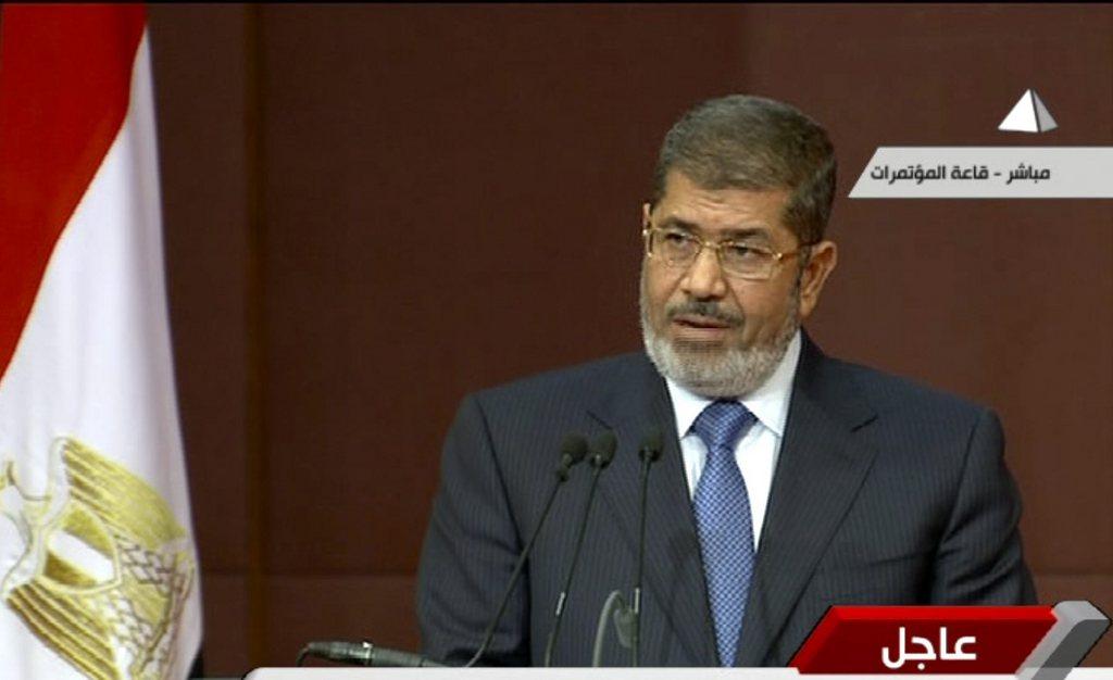 Le président égyptien annonce que le référendum aura lieu le 15 décembre. [AP Photo/Egyptian State Television]