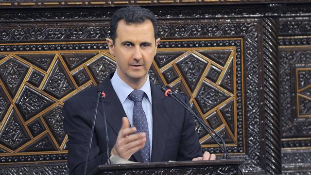 La Russie est-elle en train de "lâcher" Bachar al-Assad?
