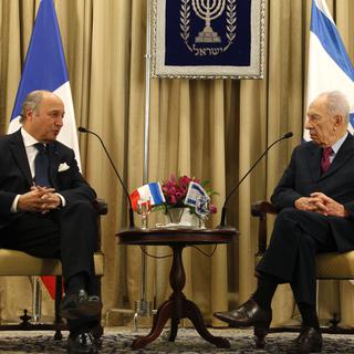 Le Français Laurent Fabius était ce dimanche à Jérusalem avec le président israélien Shimon Peres. [Gali Tibbon]