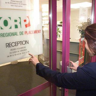 Le nombre de chômeurs inscrits auprès des offices régionaux de placement (ORP) a reculé au mois de mars. [Laurent Gillieron]
