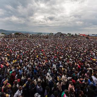 La population de Goma s'est réunie pour écouter le discours du porte-parole des rebelles M23. [EPA - Tim Freccia]