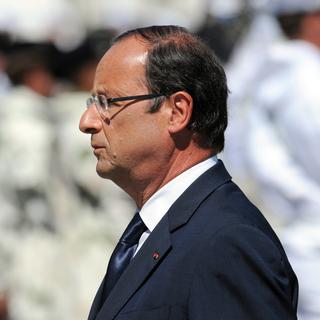 Début de règne mitigé pour François Hollande. [Jean-Pierre Clatot]