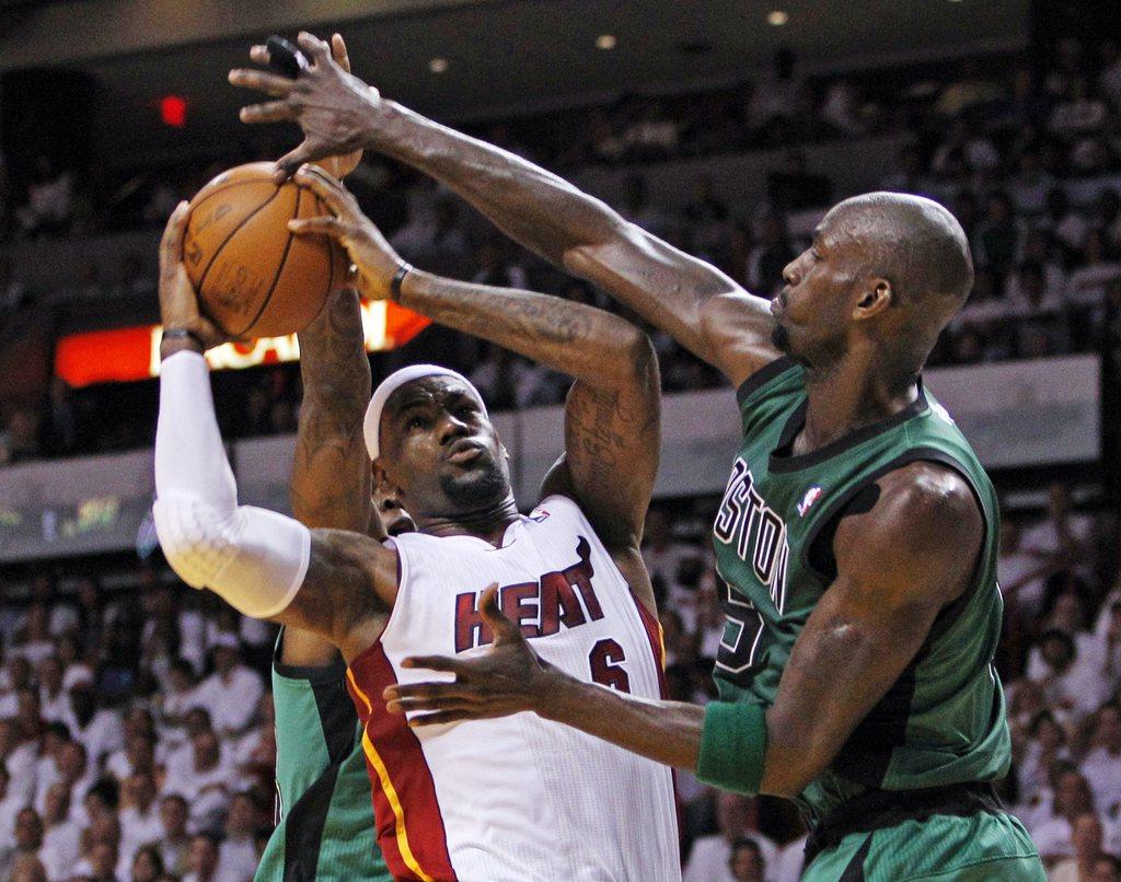 LeBron James a donné le tournis à la défense de Boston. [KEYSTONE - Lynne Sladky]